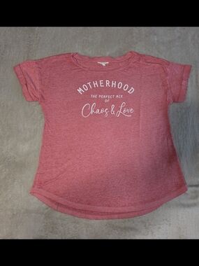 Maurices Pink 'Motherhood - Chaos & Love' Graphic Tee Size:M